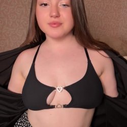 Hot Cailtin Leaks 18+