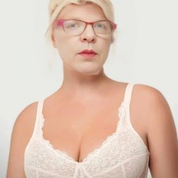 aifaceswap-fc41c6c78ba19892df551f1acb19e617