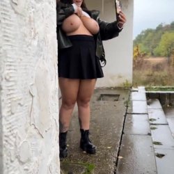 Hot Betty Bong Leaks 18+
