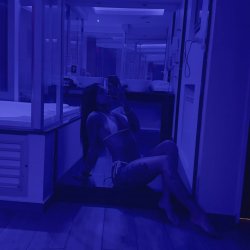 You’d stay too, if this was your reflection