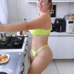 Milf Bárbara Camila
