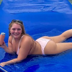 Chubby sexy girl Philly