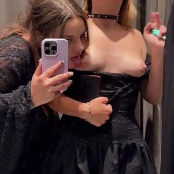 Stunning Lexi+Betty Leaks 18+