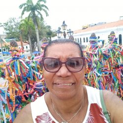 Carmem coroa tarada