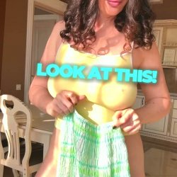 🔞 sexy petite body pussy licking horny wet naked 💦🫦 Full on OF
