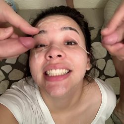 Snowbunny Latina facial