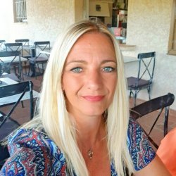 German Hot Milf Mom Simone for Cumtribute