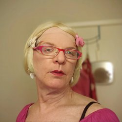 aifaceswap-99e27238971fdf8620b0e425a3597854
