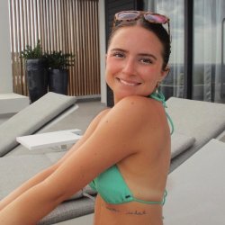 Ai slut big tits and ass fucked