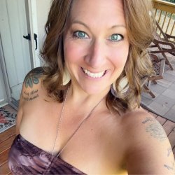 Rate Tracy's cumface