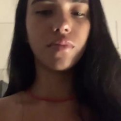 Morena linda na live