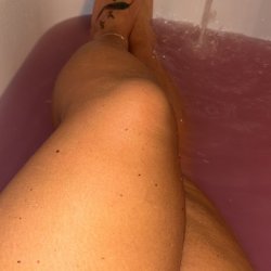Thighs for days.