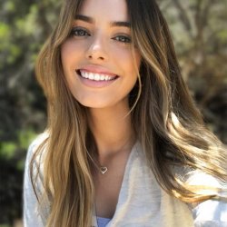 Disclosure #236: Australian model loves nudity