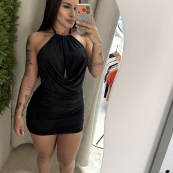 Morena tatuada cavala ama pagar um boquete! Puta vazada n perde oportunidade pra mamar uma rola