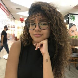 Novinha que gosta de uma boa putaria