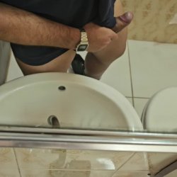 Quando tesão bate não tem horário e nem lugar