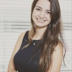 Puta gostosa sabor novinha caiu na net se exibindo, safada mandou nudes e foi vazada Erome Brasil