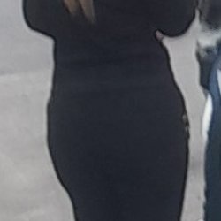 Fotos que um vizinho adolescente tirou da minha Esposa
