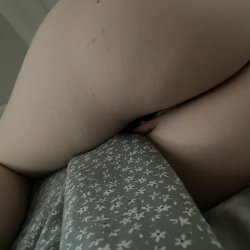 Voyeur sister