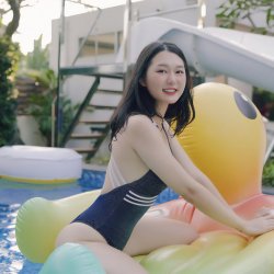 Nana cutie Asian hotbabe flexing her pretty pussy Leaks