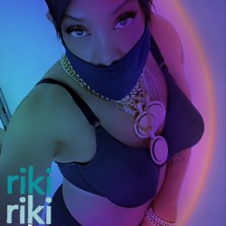Fatbootyrikki premier Fatbootyrikki flim