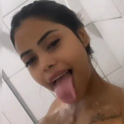 Big Tongues and Big Lips - Comp 1